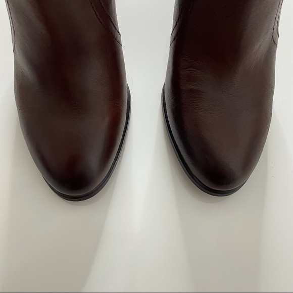 Vince Camuto Women’s Leather Booties/ Ankle Boots - Picture 6 of 8